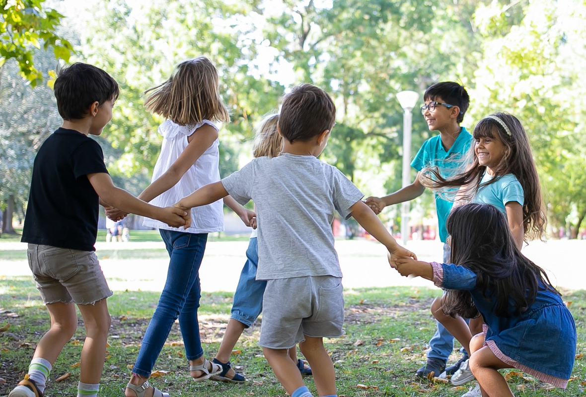 https://letstalkchilddevelopmentcenter.org/wp-content/uploads/2022/01/inner_b2.jpg